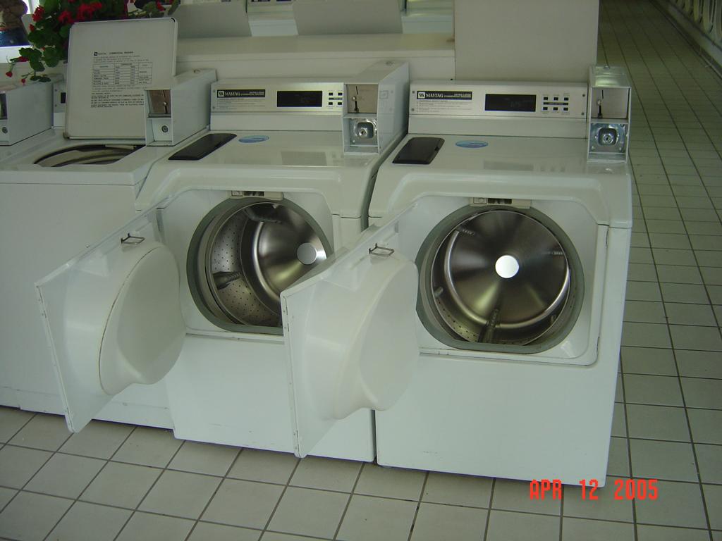 Bubbles Laundry La Grande OR 97850 5419627578 Laundry Services